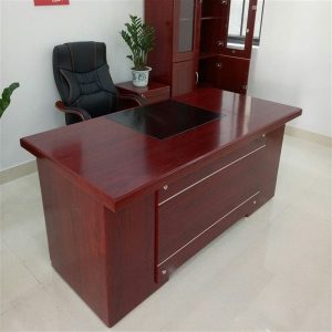 Thanh lý bàn giám đốc 1m4 giá rẻ