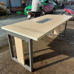 Bàn họp văn phòng cũ chân sắt 2m