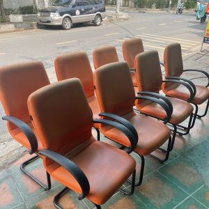 Ghế Chân Quỳ Văn Phòng Bọc Da