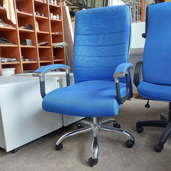 ghe xoay van phong lung cao1
