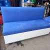 Sofa đôi cũ bọc vải màu xanh giá rẻ