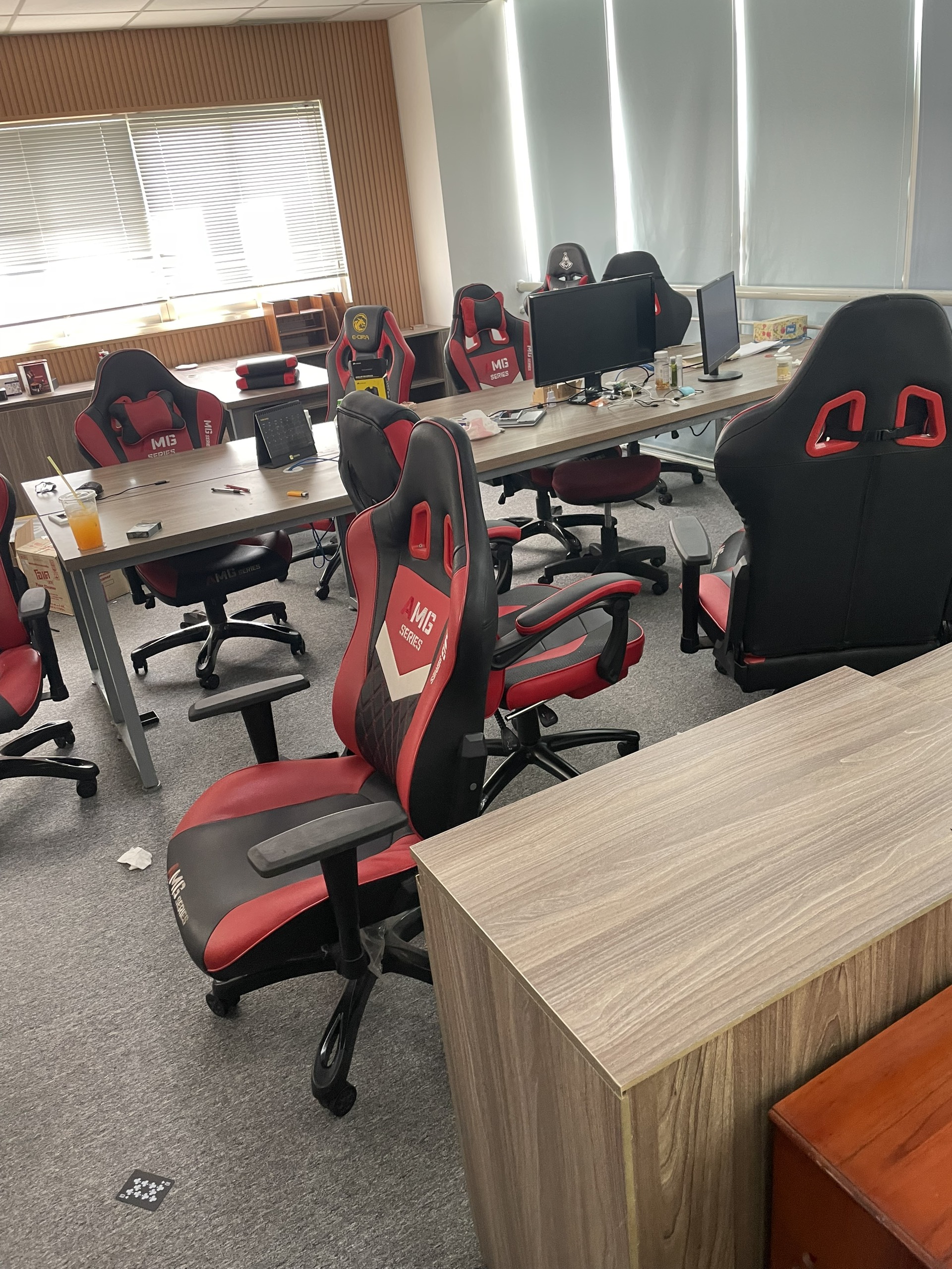 thu mua bàn ghế gamming