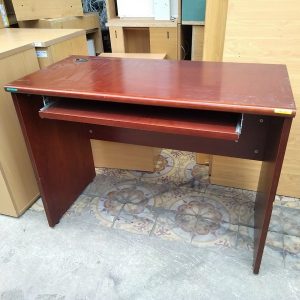 Bàn làm việc cũ 1m không hộc mới 90%