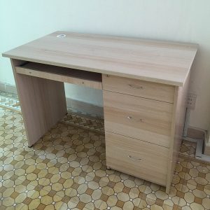 Bàn làm việc 1m2 cũ 3 hộc mới 90%
