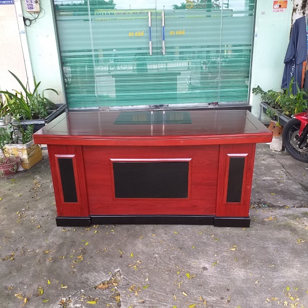 ban giam doc 1m6 op da moi 99%