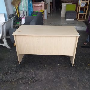 Bàn làm việc Hòa Phát cũ 1m2 không hộc