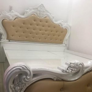 giường nữ hoàng 1m8*2m
