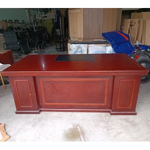 Bàn giám đốc cũ 2m hàng đẹp 95% giá rẻ