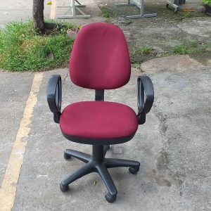Ghế xoay Hòa Phát cũ màu đỏ giá rẻ