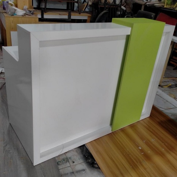 quay le tan 1m4 trang xanh thanh ly gia re