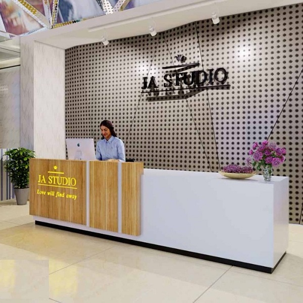 ban le tan 2m4 trang phoi vang