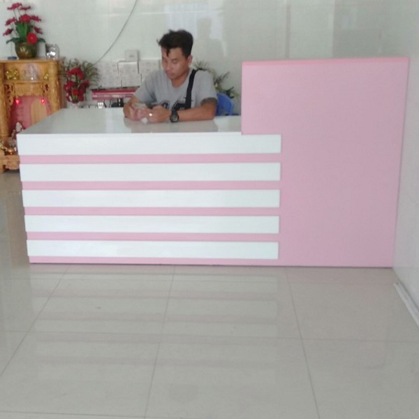 quay le tan 1m6 trang hong gia re