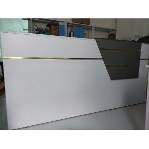 Quầy lễ tân 2m4 trắng đen thanh lý
