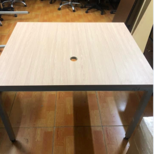 Bàn Gỗ 1 lỗ1mx1m2