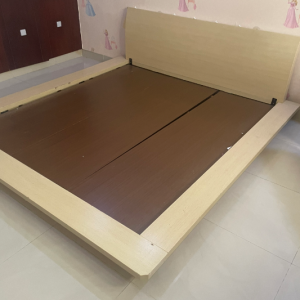 Giường Ngủ Gỗ Viền Trắng 1m8x2m