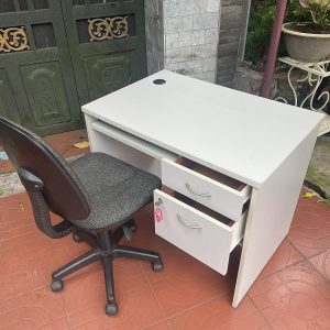 Bàn Làm Việc 0.9M