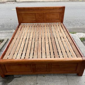 Giường Gỗ Xoan Đào 1m6