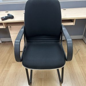 Ghế Chân Quỳ Đen