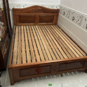 Giường Gỗ 1m6