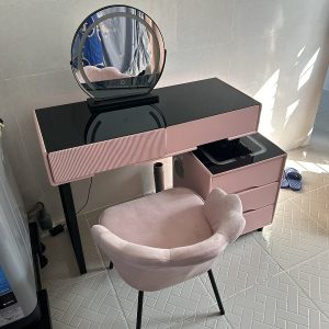 Bàn Trang Điểm