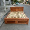 Giường Gỗ Xoan Đào
