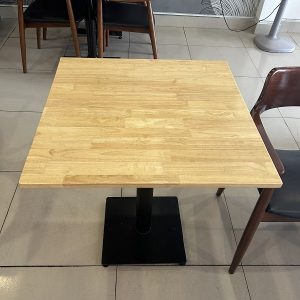 Bàn Cafe Gỗ Cao Su