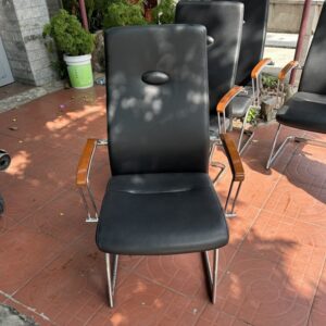 Ghế Chân Quỳ Da