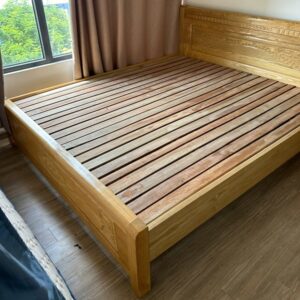 Giường Gỗ Sồi 1M8
