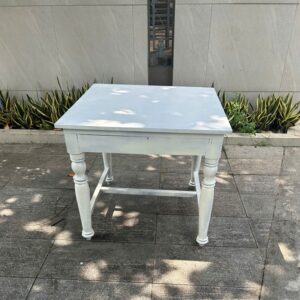 Bàn Gỗ Chân Tiện Decor