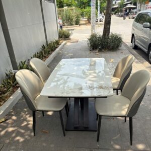 Bàn Ăn 4 Ghế Mặt Đá
