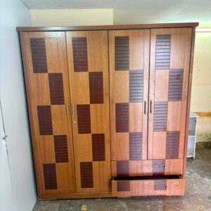 Tủ Quần Áo Cũ 1m8