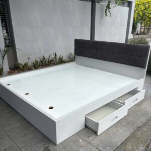 Giường Bọc Nệm 1M8